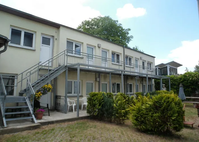 Am Steinkreuz Hotell 3*